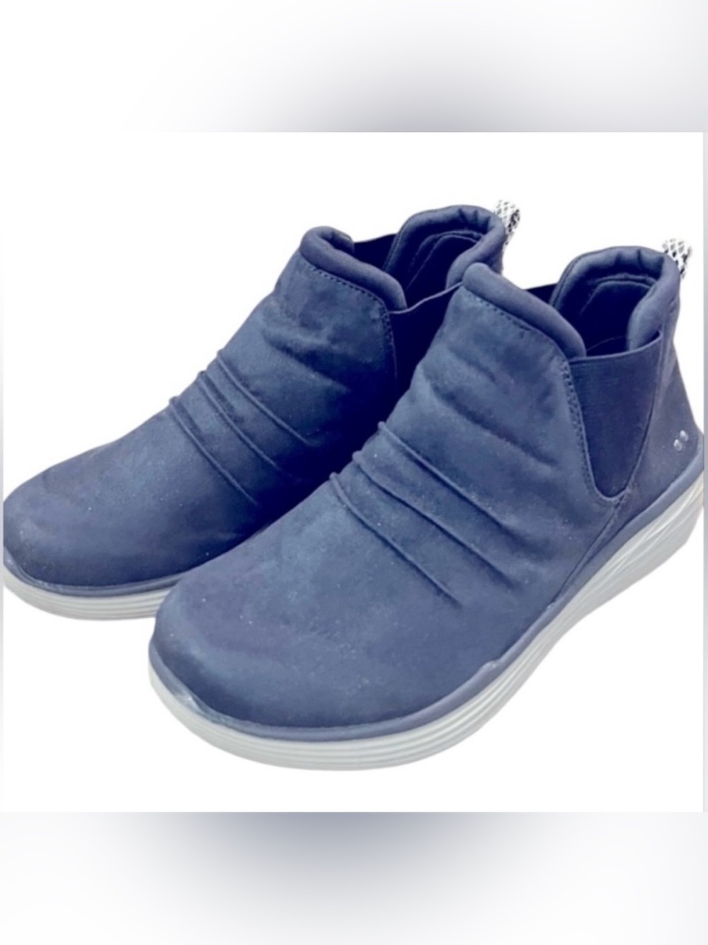 Ryka Nia Fox women’s 8M pull on blue suede ankle boots